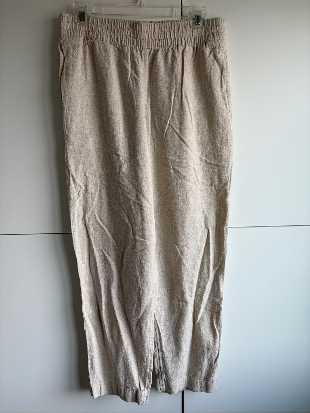 Old Navy High-Rise Natural Straight Leg Elastic
Waistband Size Medium Tall